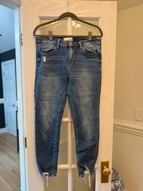 Slim Cropped Distressed Jeans in Dark Blue by Vervet